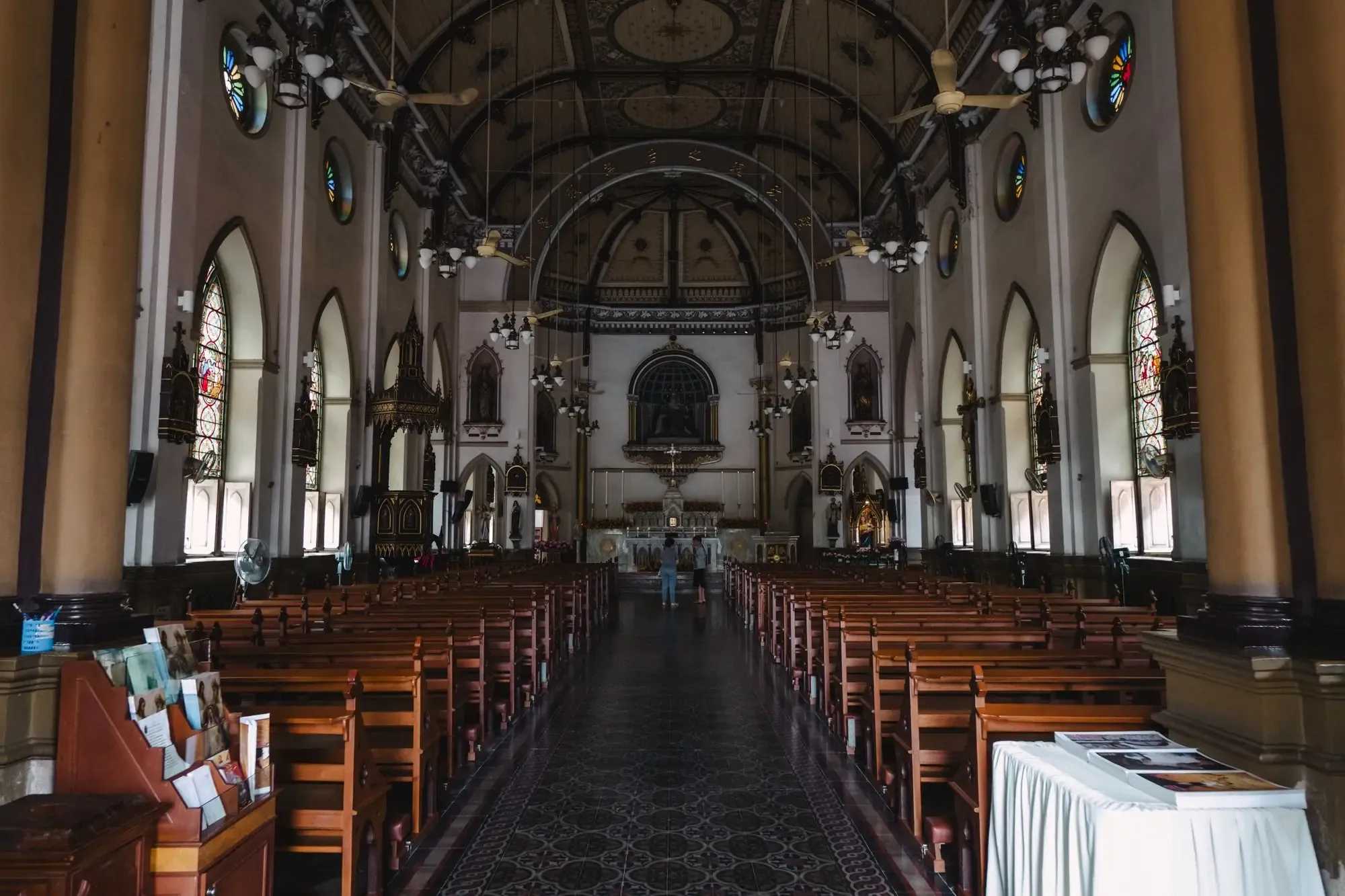 interior ด้านในวัดกาลหว่าร์